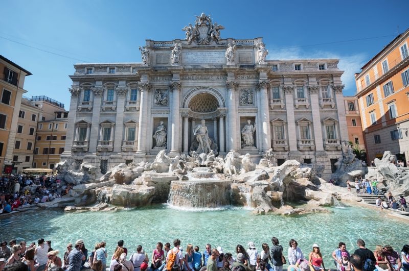 trevi-fountain-tourists-fined-rome